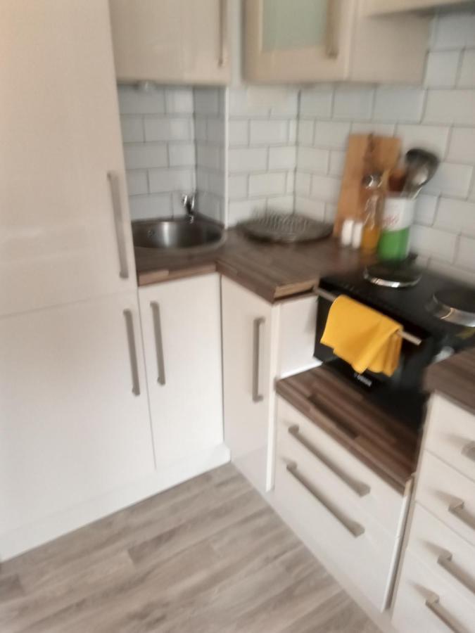 Little Dorrit Studio Flat 5 Rochester Me1 1Xz Strood Exterior foto